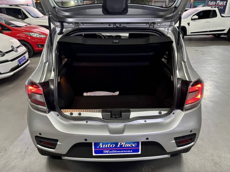 RENAULT - SANDERO - 2015/2016 - Prata - R$ 44.900,00