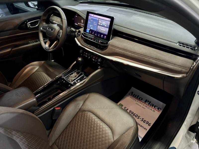 JEEP - COMMANDER - 2022/2022 - Branca - R$ 185.900,00