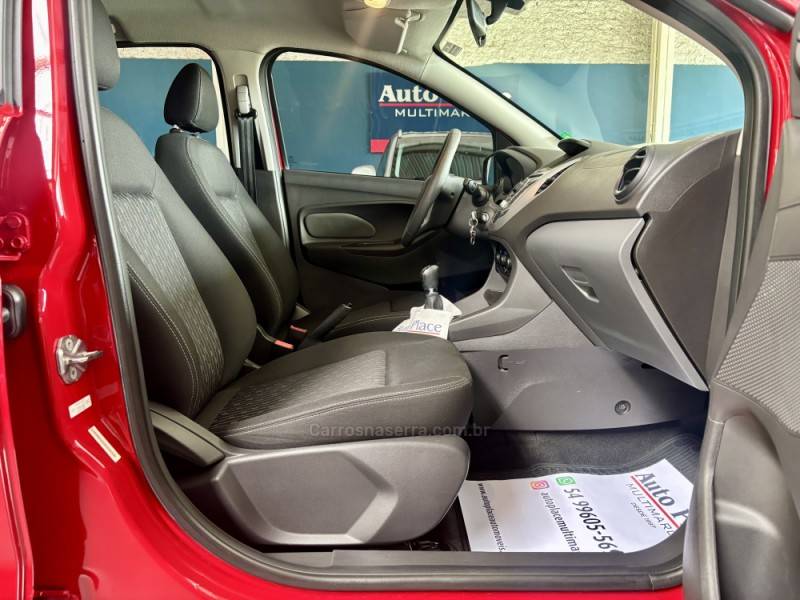 FORD - KA - 2016/2017 - Vermelha - R$ 46.900,00