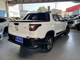 FIAT - STRADA - 2024/2025 - Branca - R$ 135.900,00
