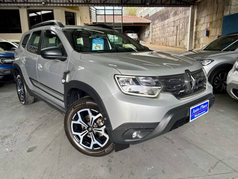 RENAULT - DUSTER - 2023/2024 - Prata - R$ 109.900,00