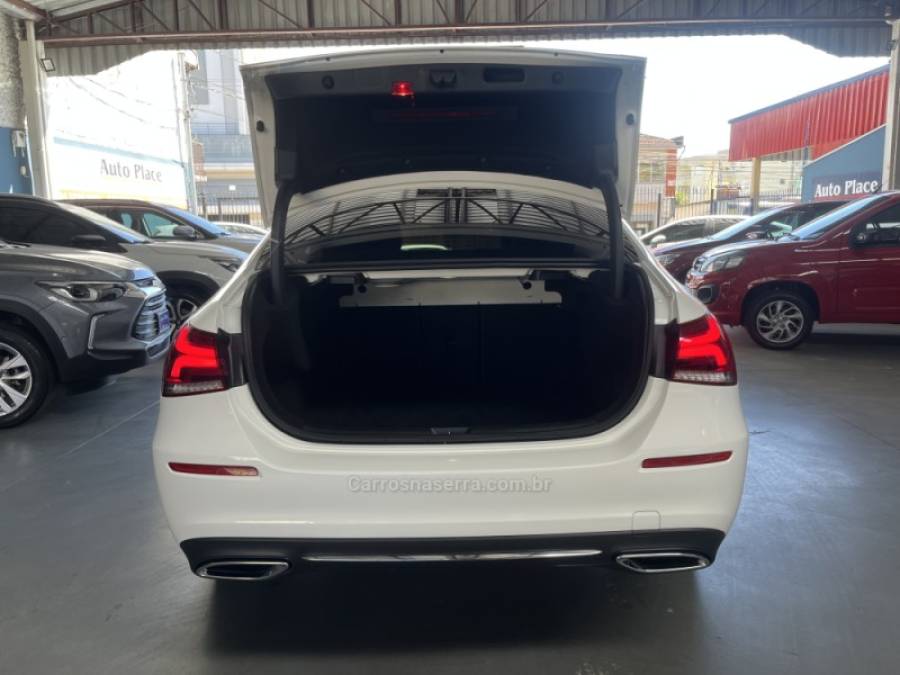 MERCEDES-BENZ - A 200 - 2020/2020 - Branca - R$ 189.900,00