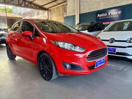 FORD - FIESTA - 2015/2015 - Vermelha - R$ 47.900,00