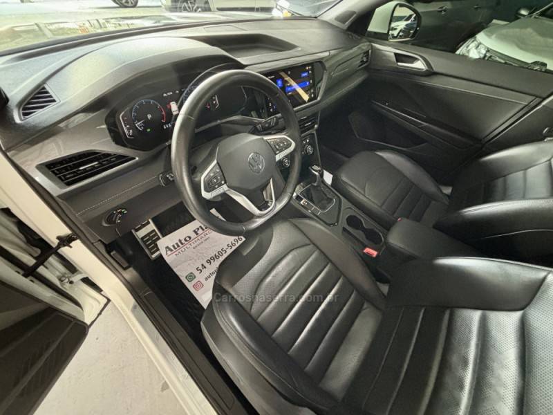 VOLKSWAGEN - TAOS - 2022/2022 - Branca - R$ 153.900,00