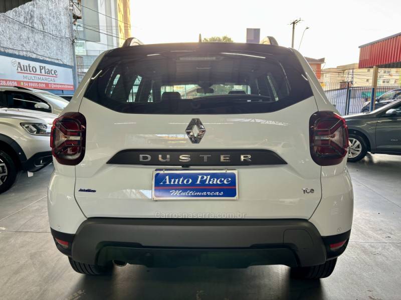 RENAULT - DUSTER - 2025/2026 - Branca - R$ 129.900,00