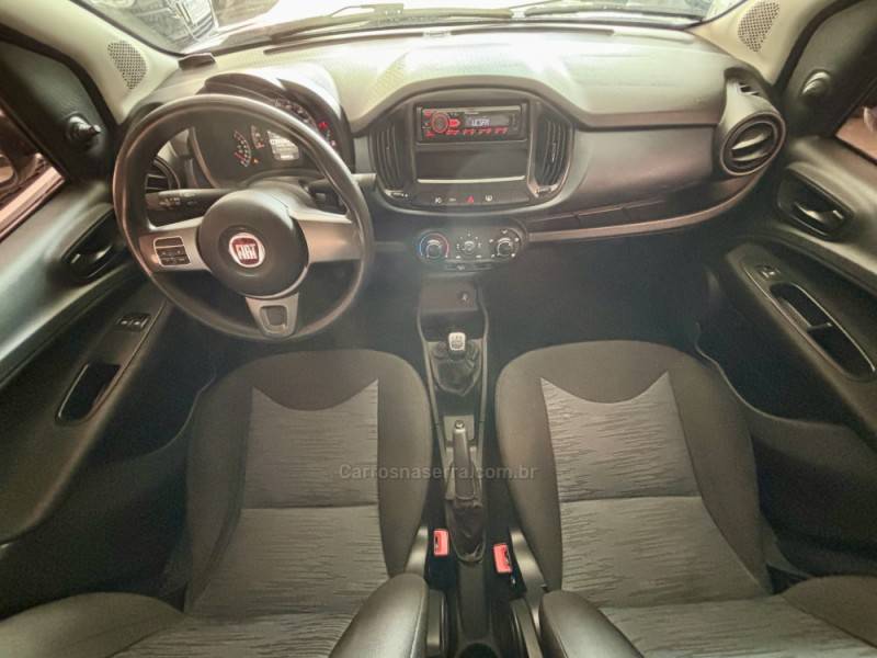 FIAT - UNO - 2017/2017 - Cinza - R$ 39.900,00