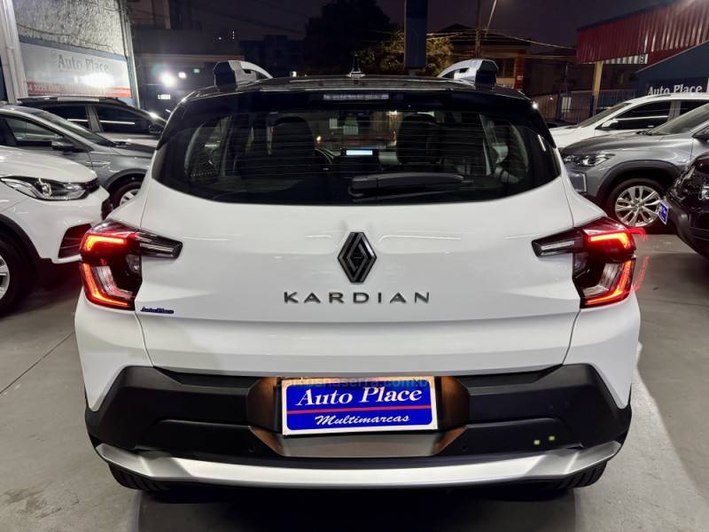 RENAULT - KARDIAN - 2024/2025 - Branca - R$ 118.900,00