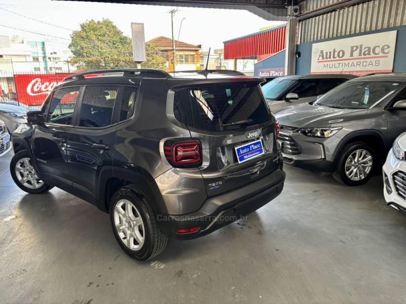 JEEP - RENEGADE - 2023/2024 - Cinza - R$ 112.900,00
