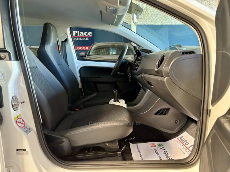 VOLKSWAGEN - UP - 2019/2020 - Branca - R$ 62.900,00