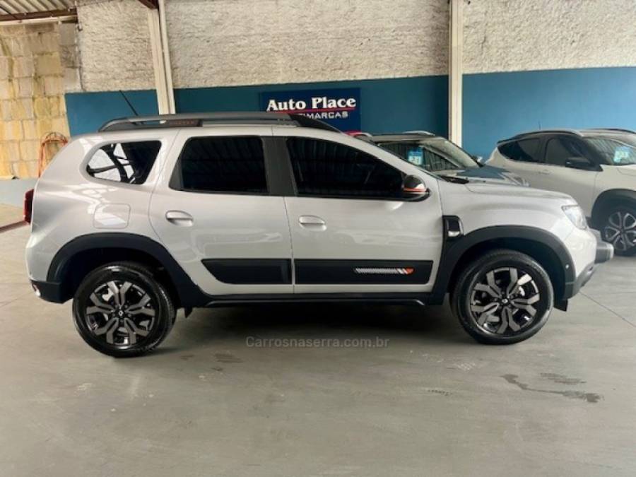 RENAULT - DUSTER - 2024/2025 - Prata - R$ 128.900,00