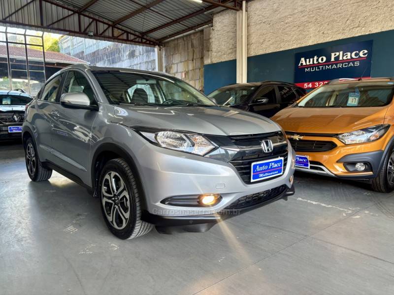 HONDA - HR-V - 2017/2018 - Prata - R$ 95.900,00