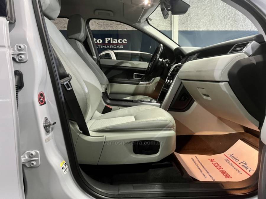 LAND ROVER - DISCOVERY SPORT - 2015/2016 - Branca - R$ 107.900,00