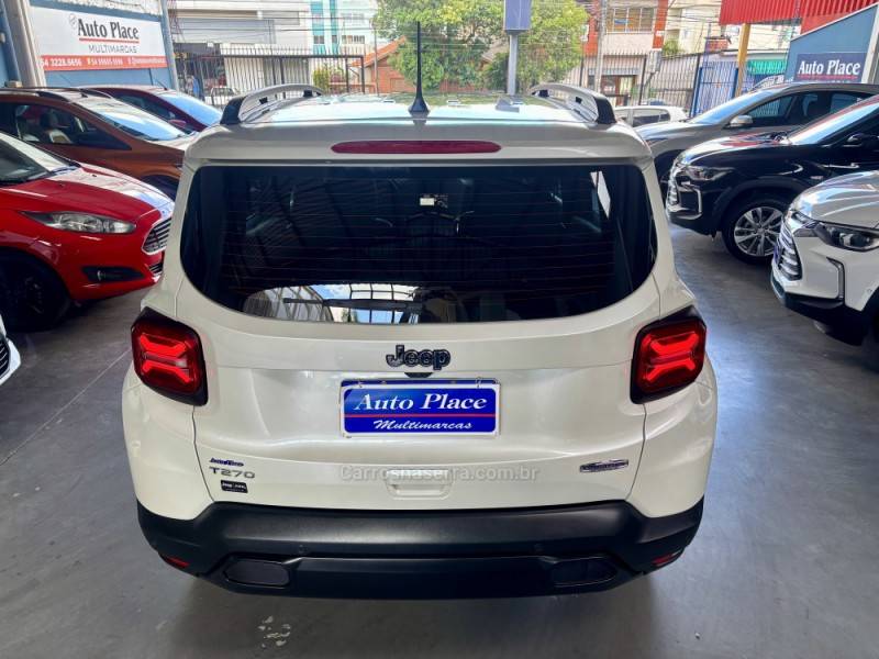 JEEP - RENEGADE - 2023/2024 - Branca - R$ 118.900,00