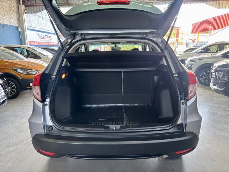 HONDA - HR-V - 2017/2018 - Prata - R$ 95.900,00