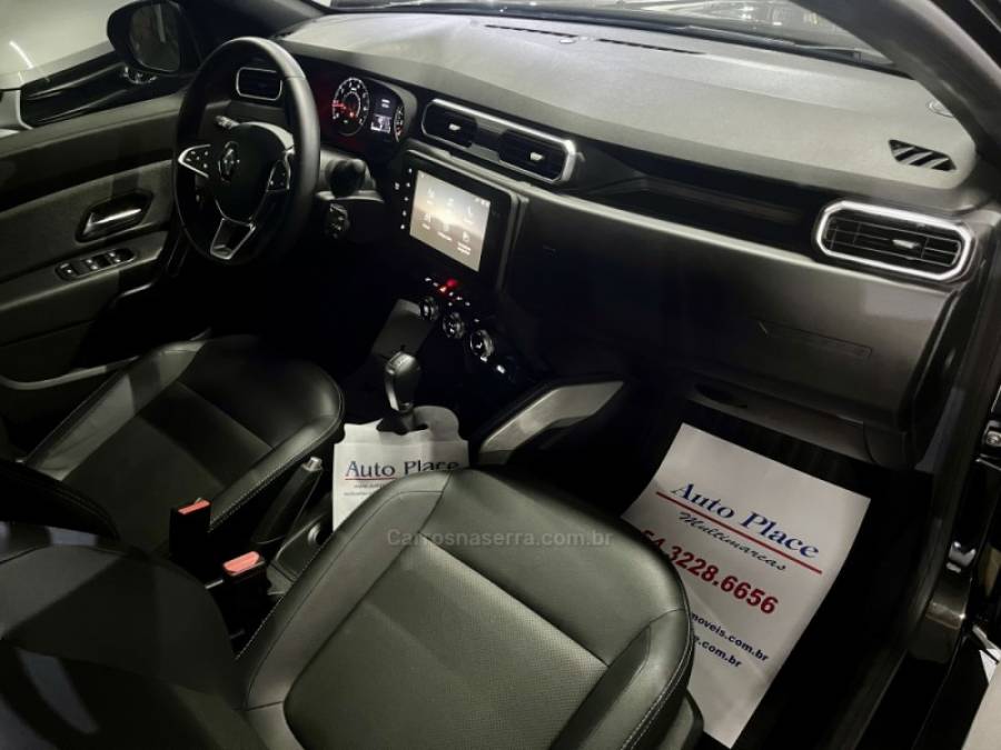 RENAULT - DUSTER - 2022/2023 - Preta - R$ 108.900,00