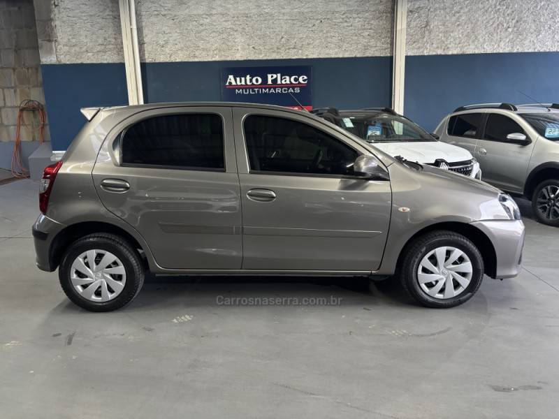 TOYOTA - ETIOS - 2019/2020 - Cinza - Sob Consulta