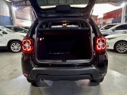 RENAULT - DUSTER - 2022/2023 - Preta - R$ 109.900,00