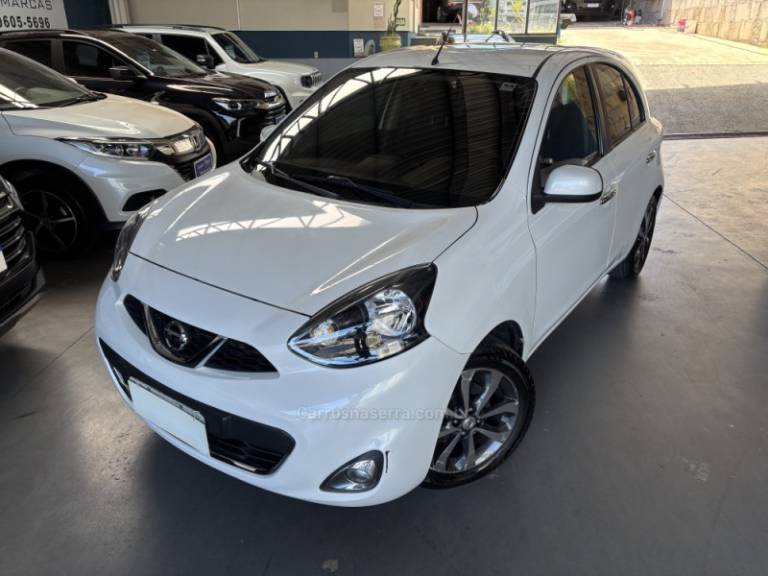 NISSAN - MARCH - 2015/2016 - Branca - R$ 40.000,00