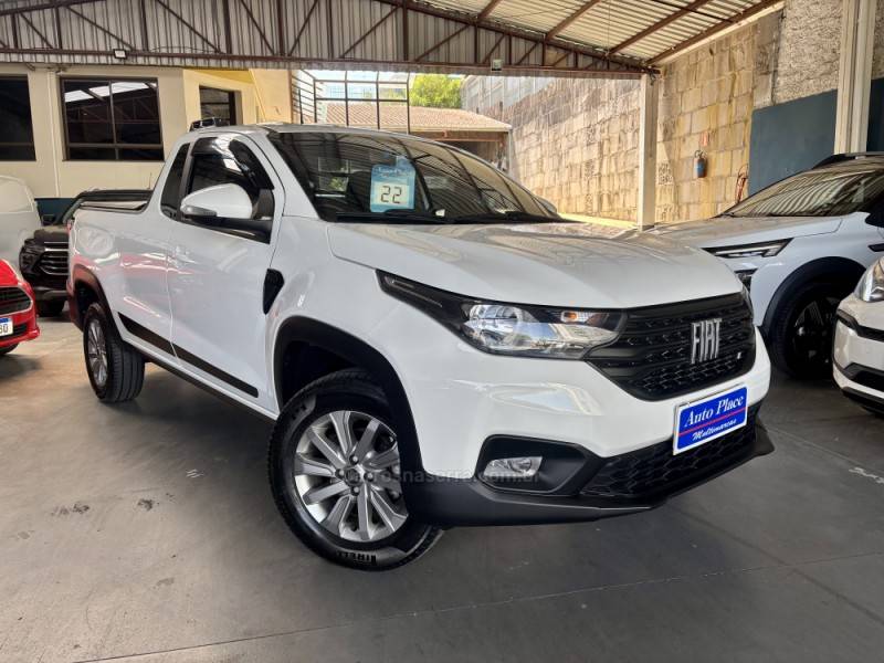 FIAT - STRADA - 2021/2022 - Branca - R$ 81.900,00