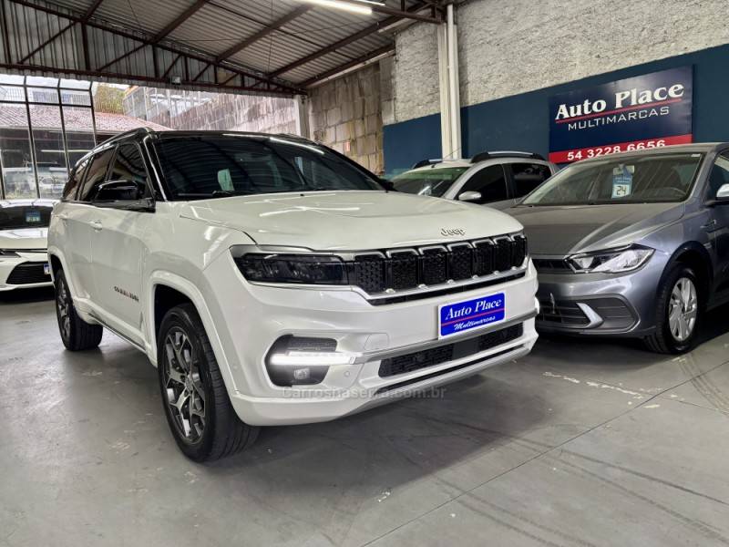 JEEP - COMMANDER - 2022/2022 - Branca - R$ 185.900,00