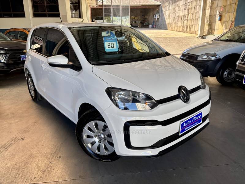 VOLKSWAGEN - UP - 2019/2020 - Branca - R$ 62.900,00