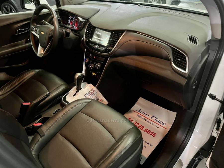 CHEVROLET - TRACKER - 2017/2018 - Branca - R$ 94.900,00