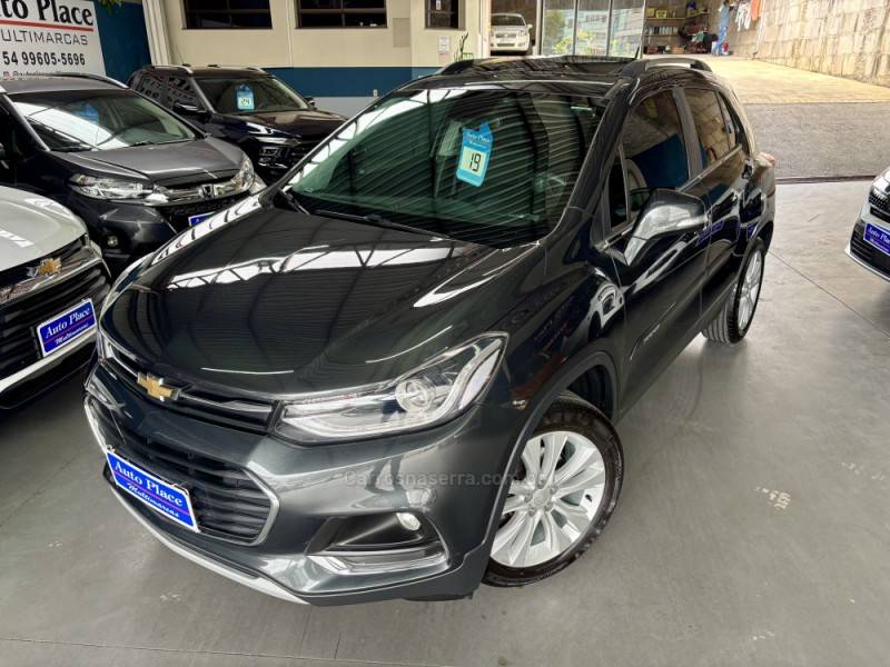 CHEVROLET - TRACKER - 2018/2019 - Cinza - R$ 90.900,00