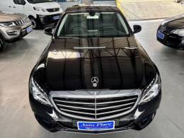 MERCEDES-BENZ - C 180 - 2017/2017 - Preta - R$ 129.900,00