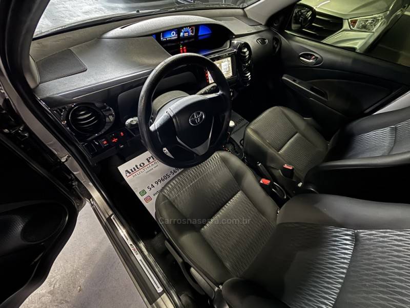 TOYOTA - ETIOS - 2019/2020 - Cinza - Sob Consulta
