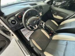 RENAULT - SANDERO - 2021/2022 - Prata - Sob Consulta