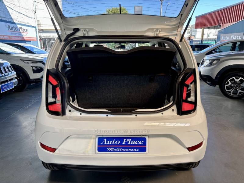 VOLKSWAGEN - UP - 2019/2020 - Branca - R$ 62.900,00