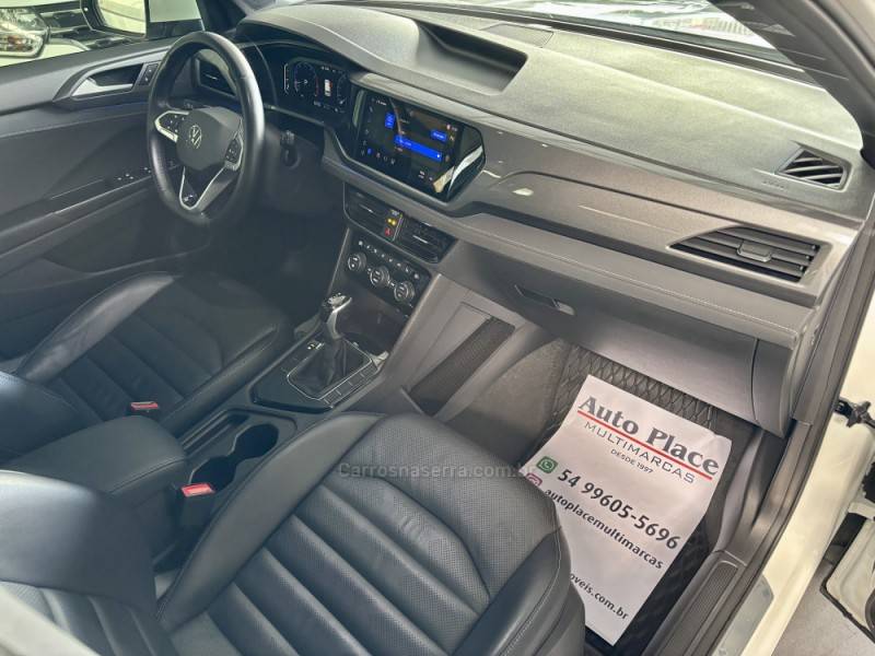 VOLKSWAGEN - TAOS - 2022/2022 - Branca - R$ 153.900,00