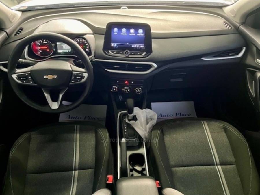 CHEVROLET - TRACKER - 2022/2023 - Prata - R$ 109.900,00