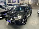 RENAULT - DUSTER - 2022/2023 - Preta - R$ 108.900,00
