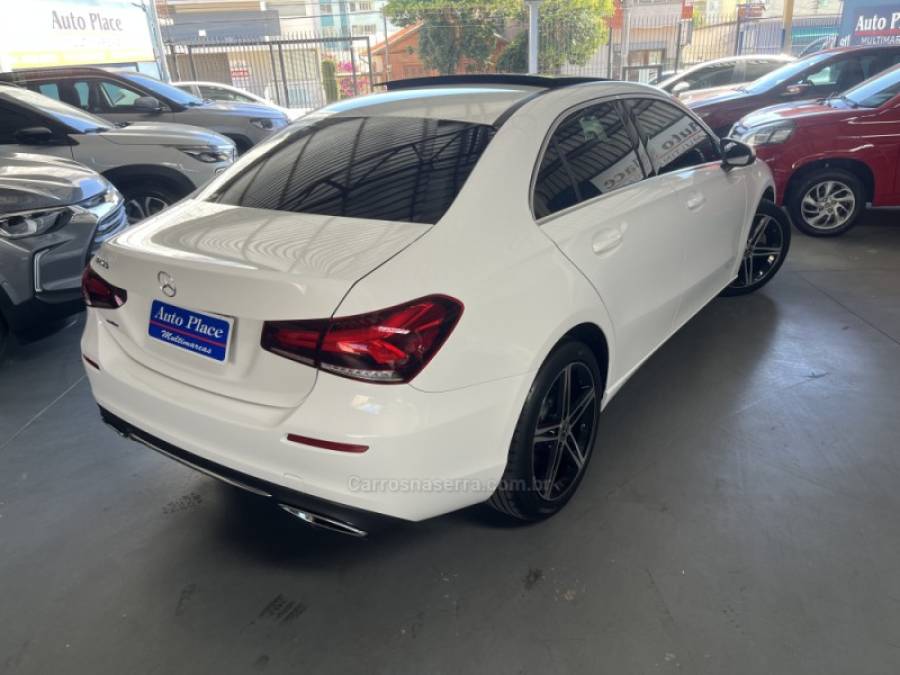 MERCEDES-BENZ - A 200 - 2020/2020 - Branca - R$ 189.900,00