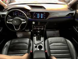 VOLKSWAGEN - TAOS - 2022/2022 - Branca - R$ 155.900,00