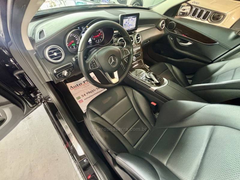 MERCEDES-BENZ - C 180 - 2017/2017 - Preta - R$ 129.900,00
